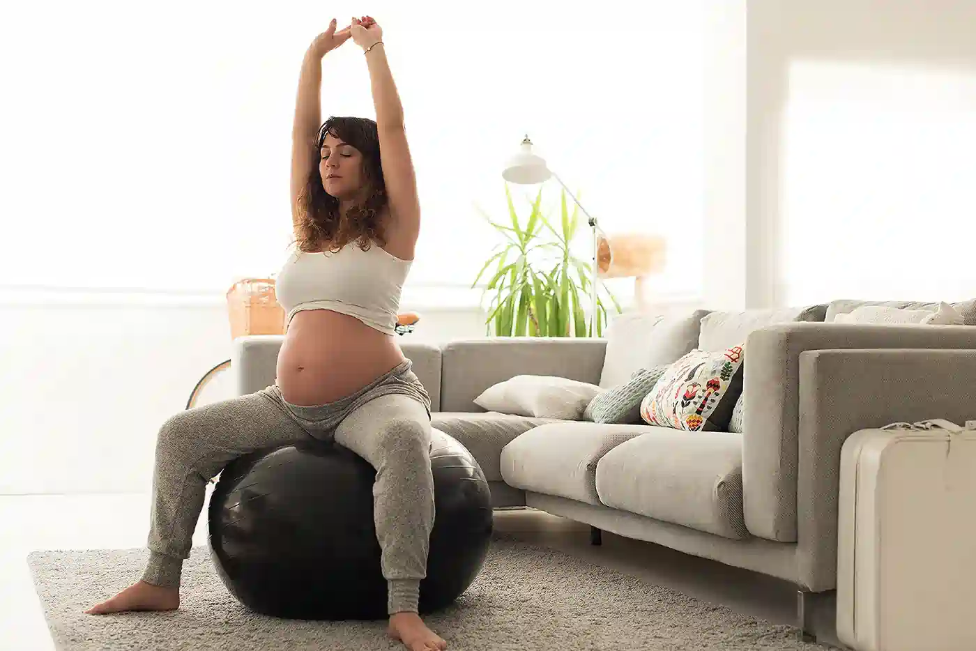How to Support Your Core Safely During Pregnancy Farthingstone